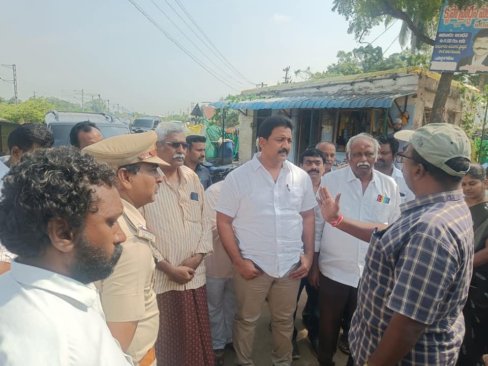 Former MLA Vallabhaneni Vamsi arrested